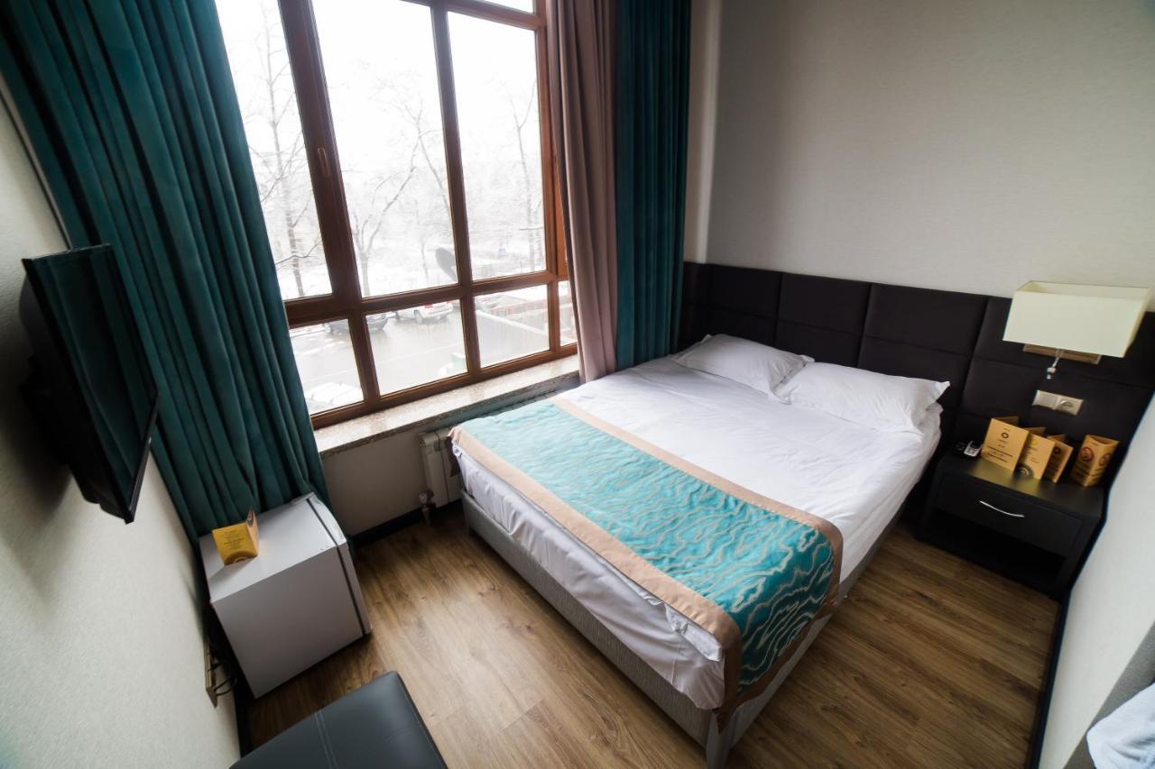 Golden Hotel Μπισκέκ Εξωτερικό φωτογραφία